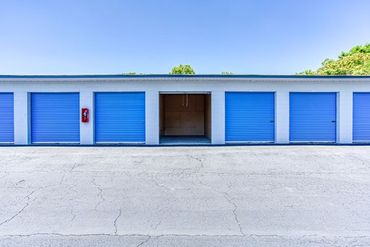 SmartStop Self Storage - 197 Deaverview Road Asheville, NC 28806