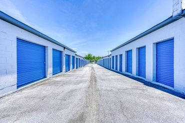 SmartStop Self Storage - 102 Glover Street Hendersonville, NC 28792