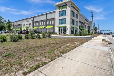 Space Shop Self Storage - 5844 US Highway 98 North Lakeland, FL 33809
