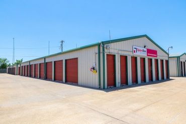 SpareBox Storage - 2613 Rock Island Boulevard Enid, OK 73701