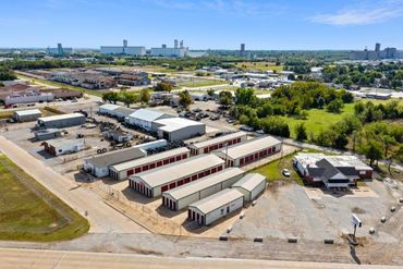 SpareBox Storage - 2613 Rock Island Boulevard Enid, OK 73701
