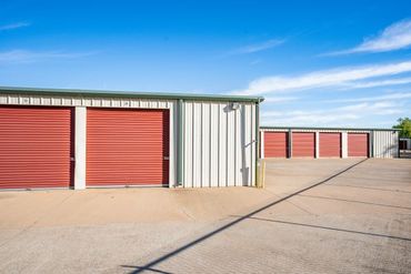 SpareBox Storage - 1001 South Hoover Street Enid, OK 73703