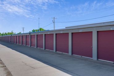 SpareBox Storage - 2023 West Chestnut Avenue Enid, OK 73703