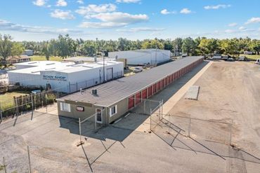 SpareBox Storage - 2023 West Chestnut Avenue Enid, OK 73703