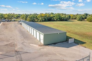 SpareBox Storage - 2023 West Chestnut Avenue Enid, OK 73703