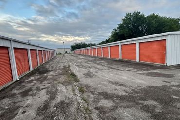 Storage Depot - 1709 West Maple Street Independence, KS 67301