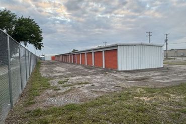 Storage Depot - 1709 West Maple Street Independence, KS 67301