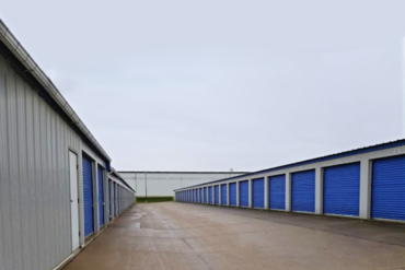 Storage Rentals of America - 6000 Chancellor Drive Cedar Falls, IA 50613