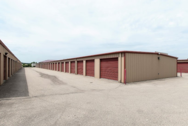 Storage Rentals of America - 7370 Bridgewater Road Dayton, OH 45424