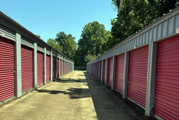 Storage Rentals of America - 3434 Wisconsin Avenue Vicksburg, MS 39180