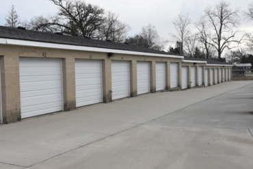 Storage Rentals of America - 3680 University Avenue Waterloo, IA 50701
