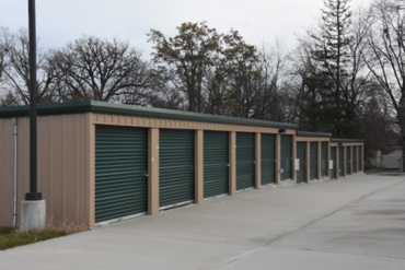 Storage Rentals of America - 3680 University Avenue Waterloo, IA 50701