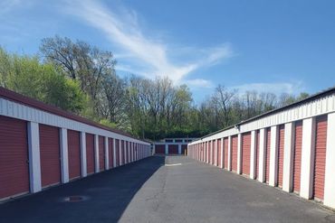 Storage Sense - 1245 East Mcdevitt Avenue Jackson, MI 49203