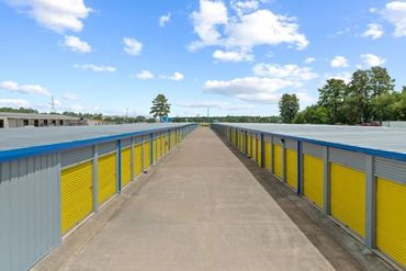 Storage Star Tomball - 11133 Spring Cypress Road Tomball, TX 77377