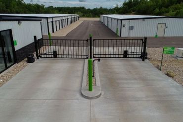 StoreLocal Lake Ozark - 102 Barretts Ln Lake Ozark, MO 65049