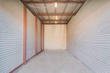StorQuest - Dallas / Denton - 10333 Denton Drive Dallas, TX 75220