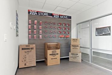 StorQuest - Ronkonkoma / Lakeland - 2021 Lakeland Avenue Ronkonkoma, NY 11779