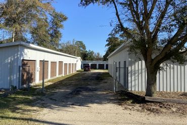 Sunset Self Storage- Pine Street - 241 East Pine Street Jesup, GA 31546