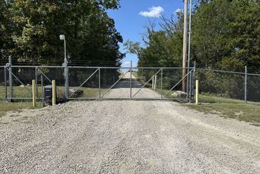 Terre Du Lac Boat, RV, and Self Storage - 76 Rue Terre Bonne Bonne Terre, MO 63628