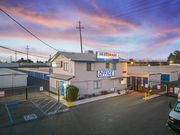 US Storage Centers - 3311 Truxtun Avenue Bakersfield, CA 93301