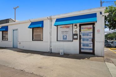 US Storage Centers - 2601 Willowbrook Road Dallas, TX 75220