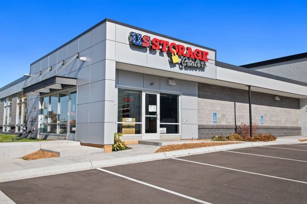 SelfStorage Units Near 434 Lakeside Avenue , Minneapolis, MN Us