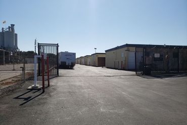 Waterloo Road Self Storage - 1919 North Broadway Avenue Stockton, CA 95205