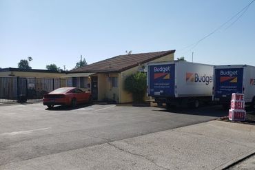 Waterloo Road Self Storage - 1919 North Broadway Avenue Stockton, CA 95205