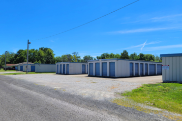 Westside Storage Centralia - Broadway - 631 West 3rd Street Centralia, IL 62801