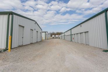 Y-76 Storage - 2390 State Highway 76 Galena, MO 65656