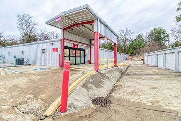 Your Extra Closet - 108 Allison Cove Oxford, MS 38655
