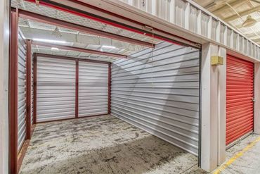 Your Extra Closet - Grand Oaks - 8 Industrial Park Drive Oxford, MS 38655