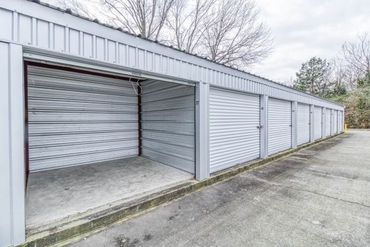 Your Extra Closet - Grand Oaks - 8 Industrial Park Drive Oxford, MS 38655