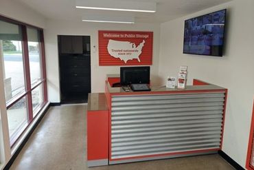 Public Storage - 7800 Park Drive Chanhassen, MN 55317