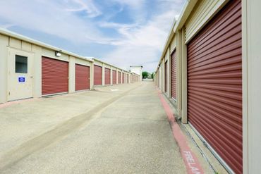 The Storage Center 8027 - 3820 Harvey Rd College Station, TX 77845