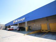 Extra Space Storage - 700 East Slauson Avenue Los Angeles, CA 90011