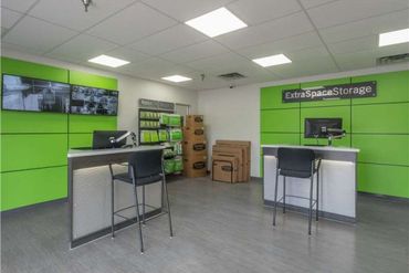 Extra Space Storage - 10740 Garland Road Dallas, TX 75218