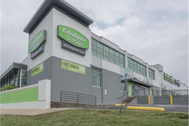 Extra Space Storage - 5701 Northwest Highway Dallas, TX 75231
