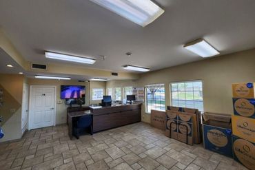 Extra Space Storage - 8555 Manderville Lane Dallas, TX 75231