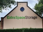 Extra Space Storage - 5720 Milton Street Dallas, TX 75206