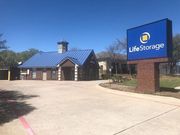Extra Space Storage - 5900 Bryant Irvin Road Fort Worth, TX 76132