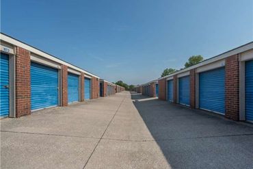Extra Space Storage - 10664 Walnut Hill Lane Dallas, TX 75238