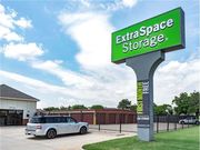 Extra Space Storage - 9111 North Macarthur Boulevard Oklahoma City, OK 73132