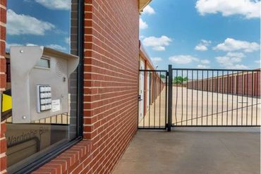 Extra Space Storage - 15200 North May Avenue Edmond, OK 73013