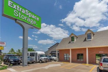 Extra Space Storage - 15200 North May Avenue Edmond, OK 73013