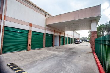 FreeUp Storage Houston Stuebner Airline - 14929 Stuebner Airline Road Houston, TX 77069