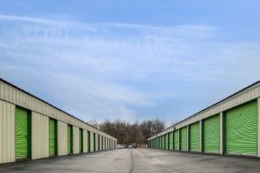 Royal State Storage Springfield - 2745 South Maple Leaf Lane Springfield, MO 65802
