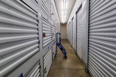 Top Self Storage Miami Gardens - 5100 NW 167th St Hialeah, FL 33014