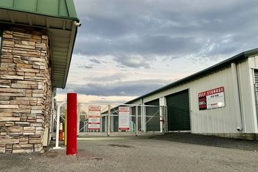 Cardinal State Storage - 2085 Rives Rd Martinsville, VA 24112