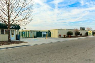 Purely Storage - 1004 South 5th Avenue Avenal, CA 93204